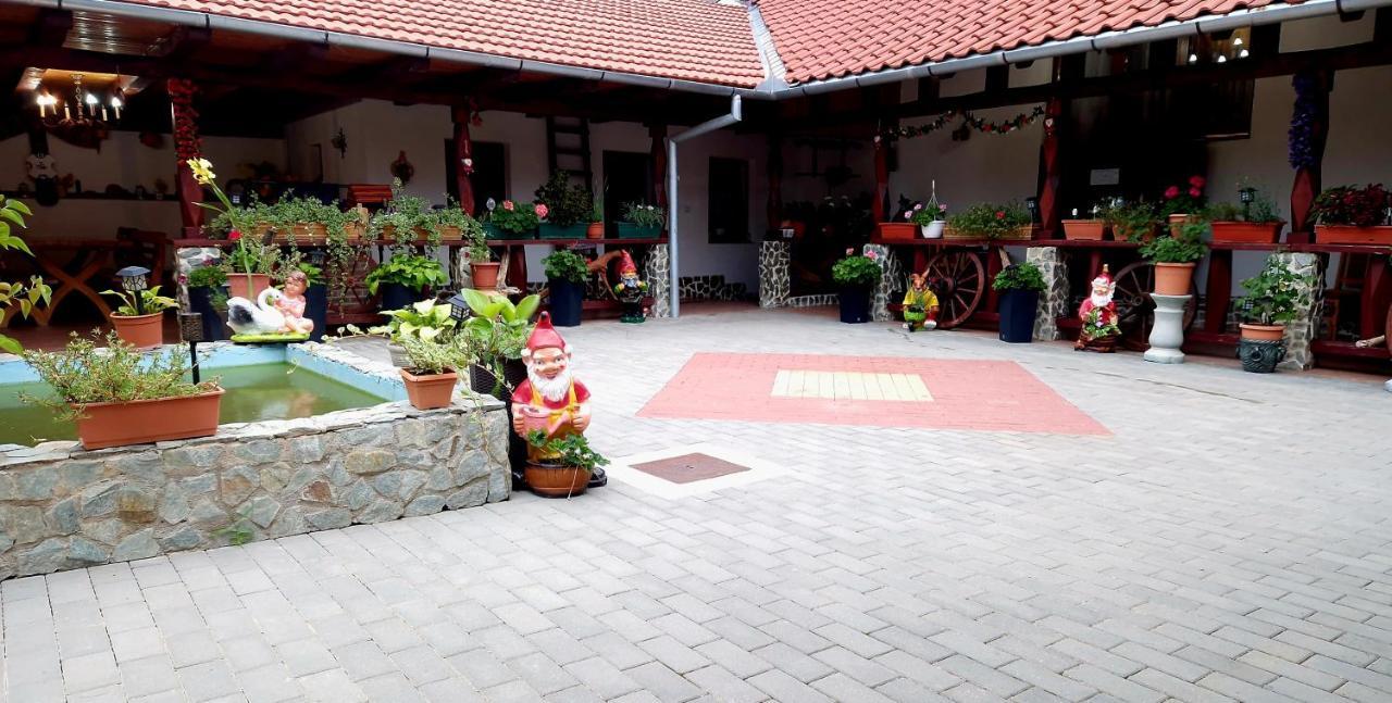 Mehadica House Vila Exterior foto